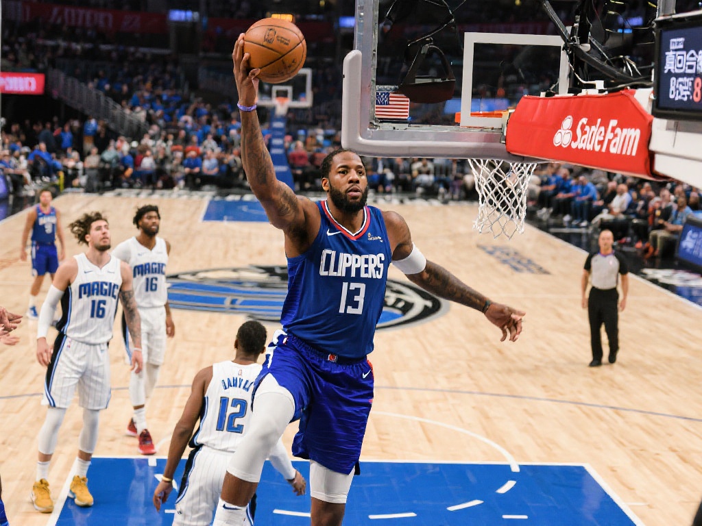 篮球比赛中总是充满变化与反转，而快船对阵