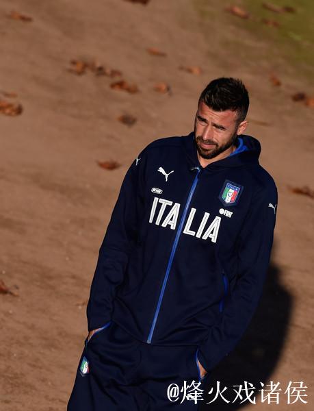 20岁时，巴尔扎利仍效力于佛罗伦萨的一支地方小球队