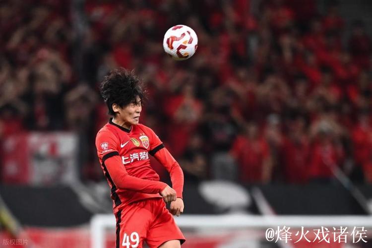 20岁中超冠军王牌自荐进国足,邵佳一听到了吗?球迷却态度冷淡 20岁中超冠军王牌自荐进国足,邵佳一听到了吗?球迷却态度冷淡